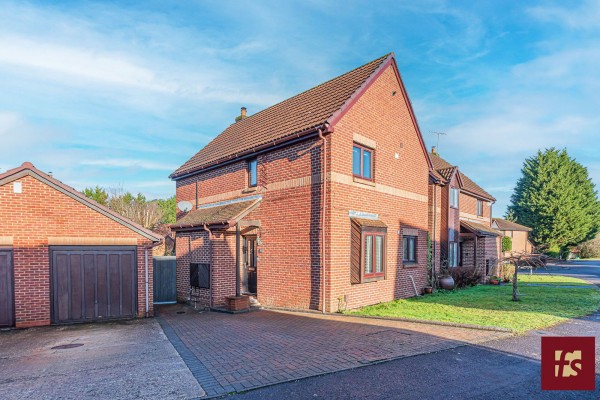 Merryman Drive, Crowthorne, RG45 6TW
