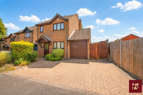 View Full Details for Horsham Road, Owlsmoor, Sandhurst, GU47 0YZ