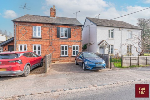 View Full Details for Hope Cottages, Bracknell Road, Warfield, Berkshire RG42 6LR