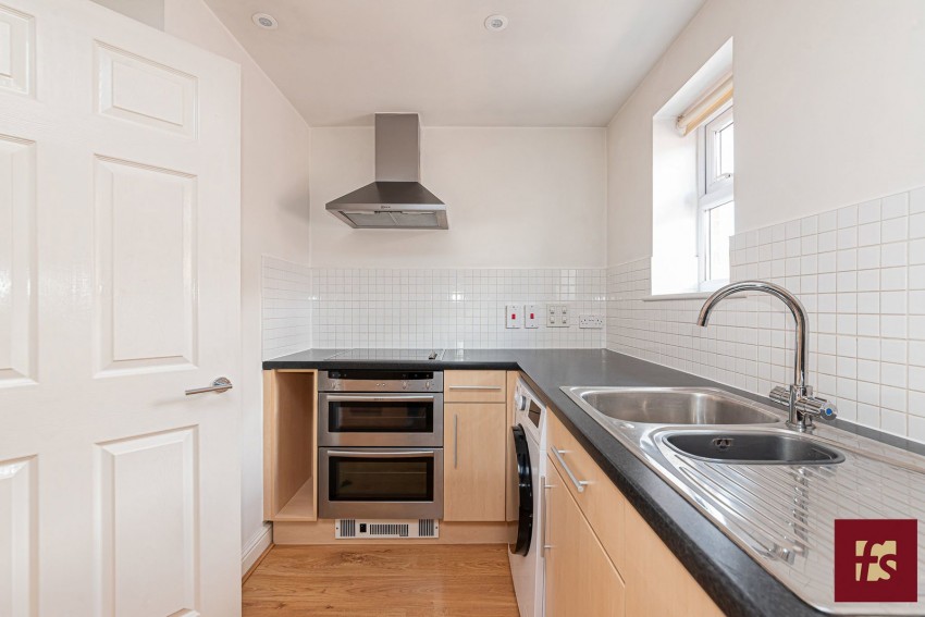 Images for Heath Hill Road South, Crowthorne, RG45 7BH