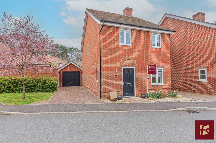 Images for Dashers Close, Crowthorne, RG45 6GX