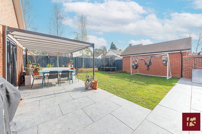 Images for Swords Drive, Crowthorne, RG45 6GS