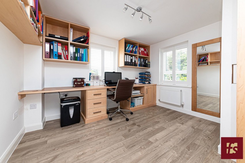 Images for Arlott Green, Crowthorne, Berkshire RG45 7FG