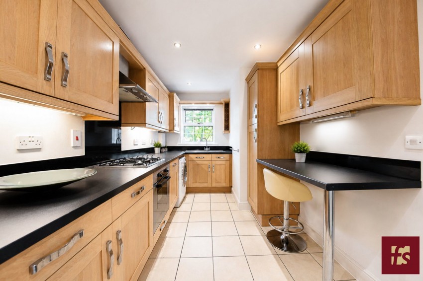 Images for Wellesley Court, Dukes Ride, Crowthorne RG45 6DG