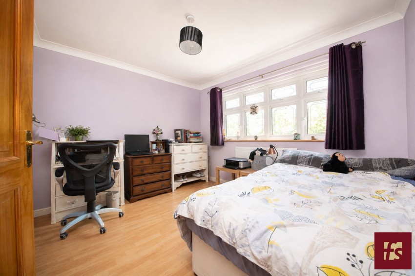 Images for Ravenswood Avenue, Crowthorne, Berkshire RG45 6AX