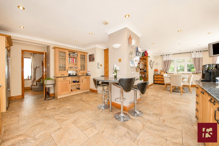 Images for Ravenswood Avenue, Crowthorne, Berkshire RG45 6AX