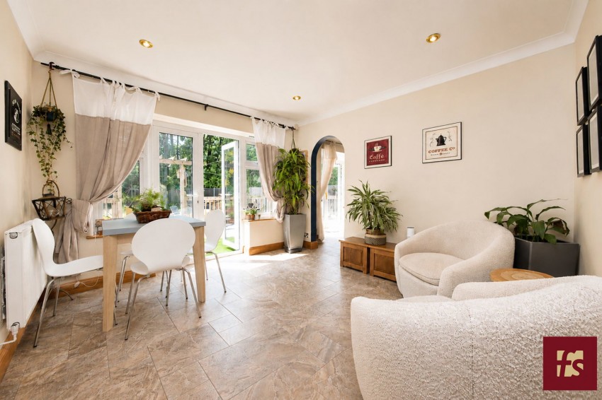 Images for Ravenswood Avenue, Crowthorne, Berkshire RG45 6AX