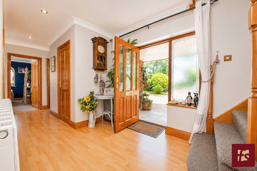 Images for Ravenswood Avenue, Crowthorne, Berkshire RG45 6AX