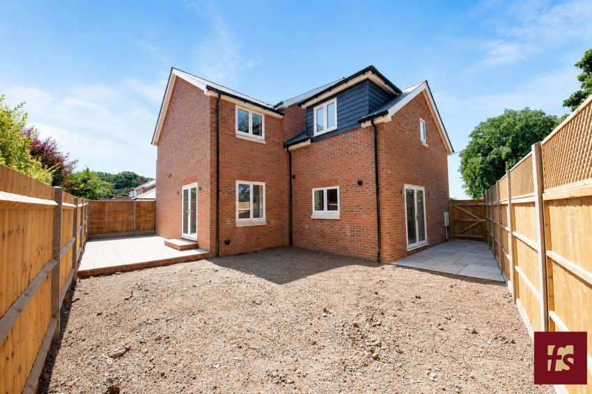 Images for Hunters Mews, Hancombe Road, Sandhurst, Berkshire GU47 8NP