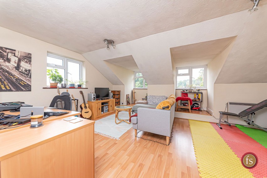 Images for Cambridge Road, Owlsmoor, Sandhurst, GU47 0GR