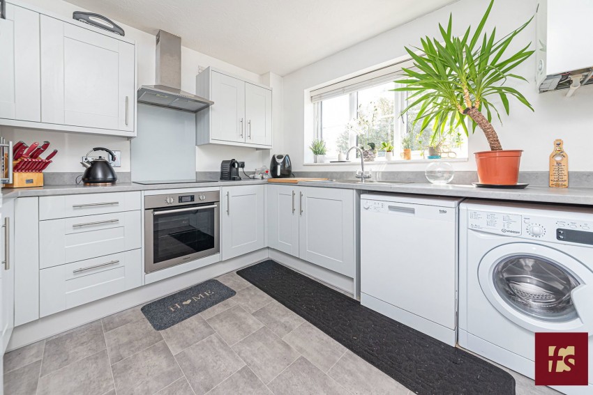 Images for Lower Broadmoor Road, Crowthorne, RG45 7HF