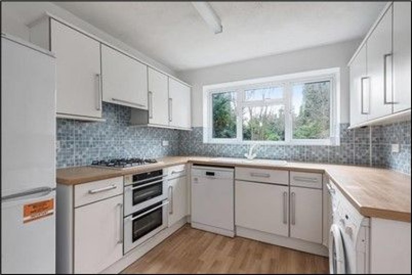 Images for Grange Avenue, Crowthorne, Berkshire