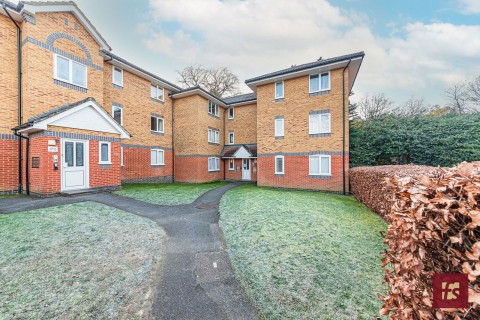 View Full Details for Masefield Gardens, Crowthorne, Berkshire