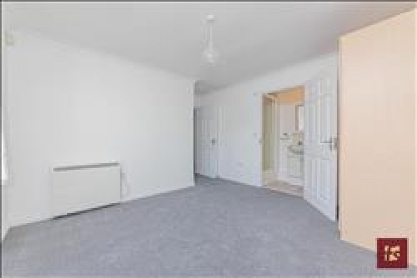 Images for Cheney Court, Pinewood Avenue, Crowthorne, Berkshire