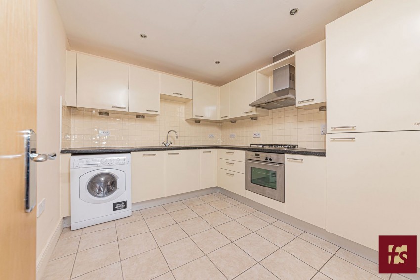 Images for Parkfield House, Cambridge Road, Crowthorne, Berkshire