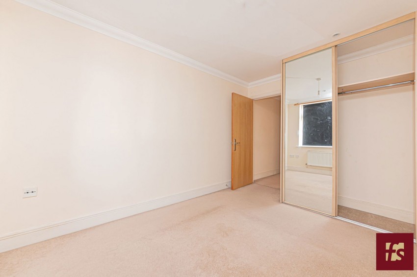 Images for Parkfield House, Cambridge Road, Crowthorne, Berkshire