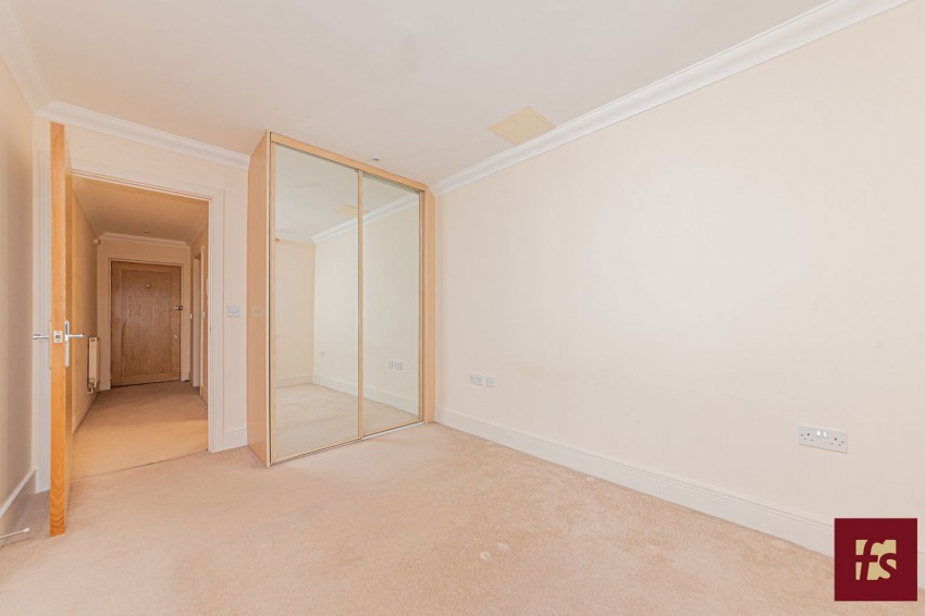 Images for Parkfield House, Cambridge Road, Crowthorne, Berkshire