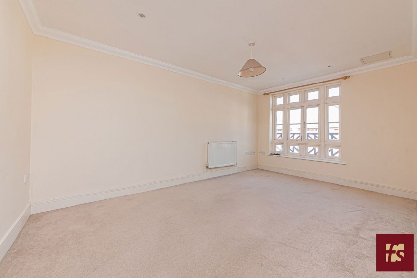 Images for Parkfield House, Cambridge Road, Crowthorne, Berkshire