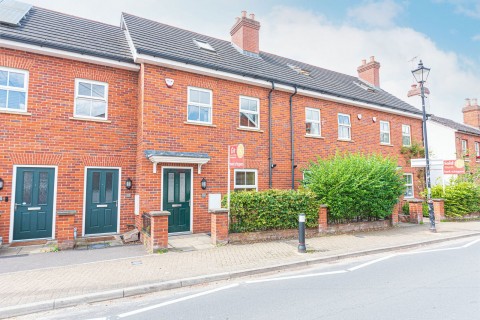View Full Details for Iron Duke Close, Crowthorne, Berkshire