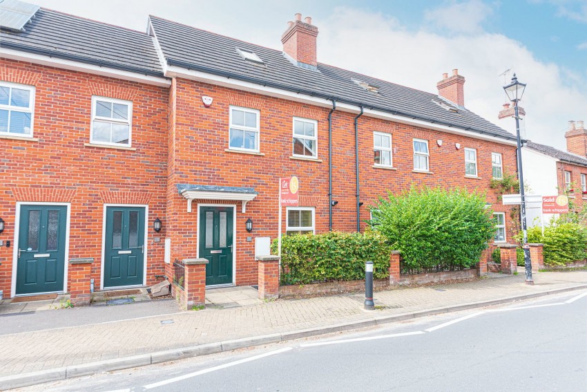 Images for Iron Duke Close, Crowthorne, Berkshire