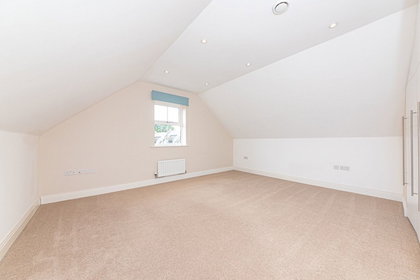 Images for Iron Duke Close, Crowthorne, Berkshire