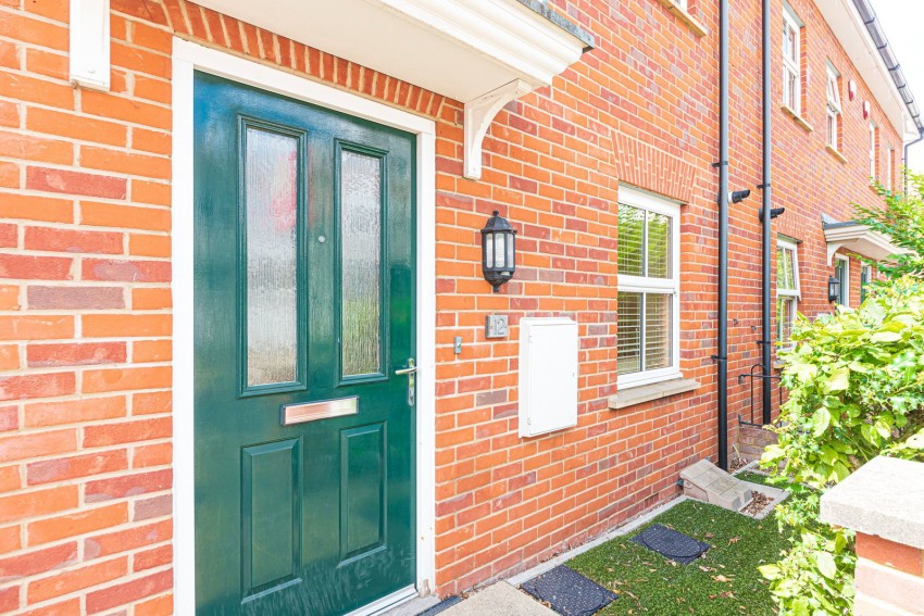 Images for Iron Duke Close, Crowthorne, Berkshire