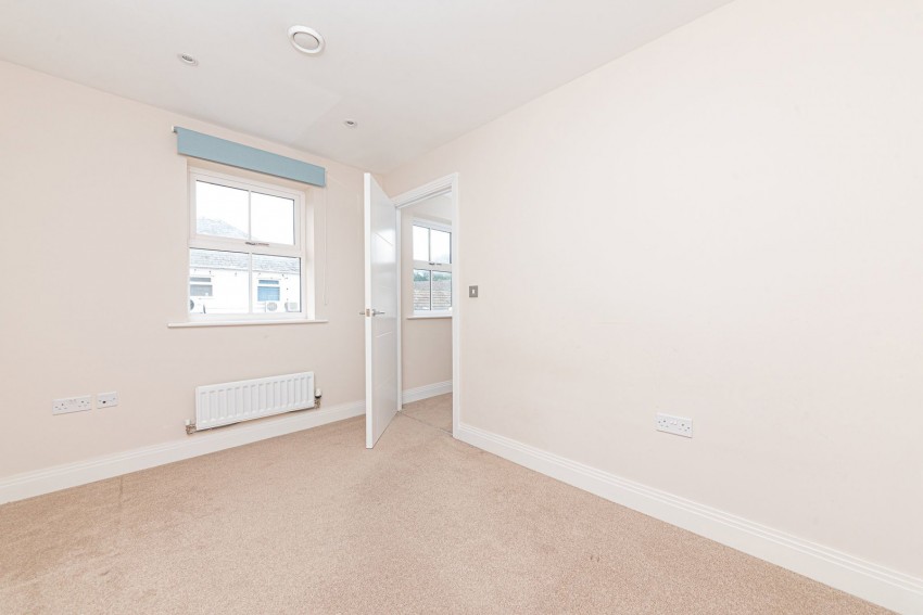 Images for Iron Duke Close, Crowthorne, Berkshire