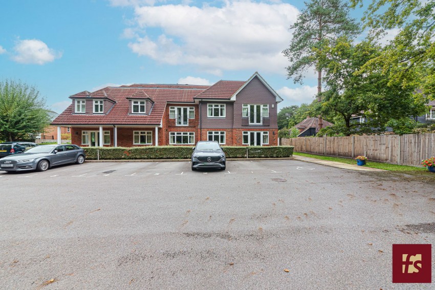 Images for St Sebastians Court, Nine Mile Ride, Wokingham, Berkshire