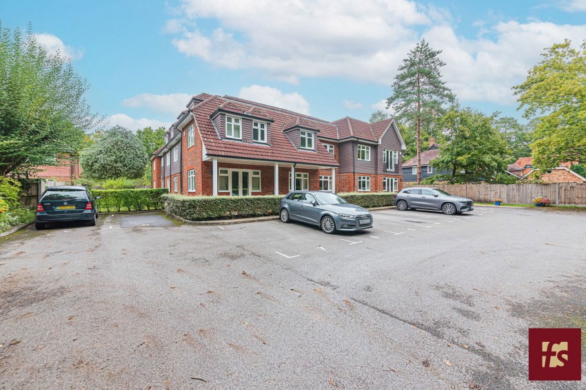 Images for St Sebastians Court, Nine Mile Ride, Wokingham, Berkshire