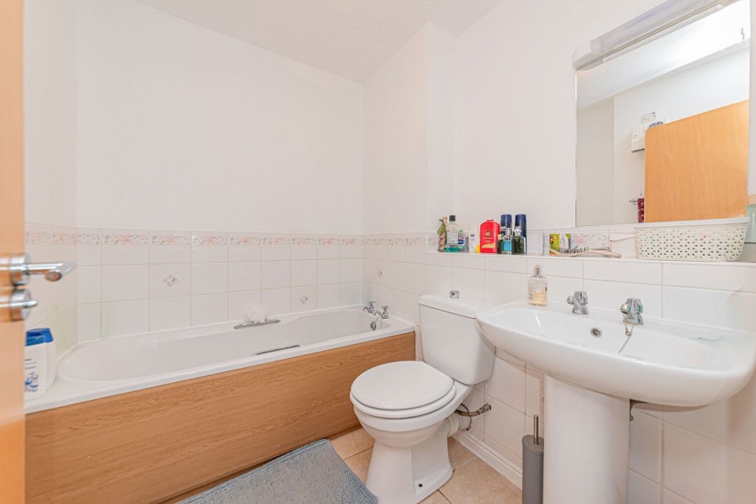 Images for Shaw Park, Crowthorne, Berkshire