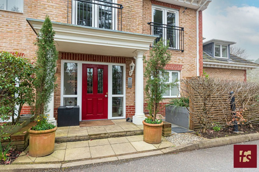 Images for Ardwell Close, Crowthorne, Berkshire, RG45 6AG