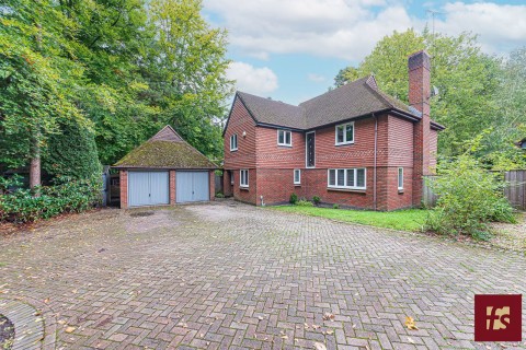 View Full Details for Lower Wokingham Road, Crowthorne, Berkshire, RG45 6DB