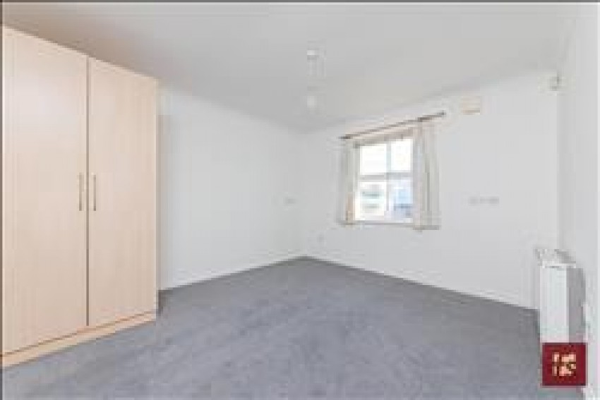 Images for Pinewood Avenue, Crowthorne, Berkshire, RG45 6RD