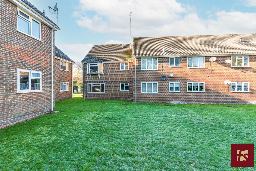 Images for Barracane Drive, Crowthorne, RG45 7NU