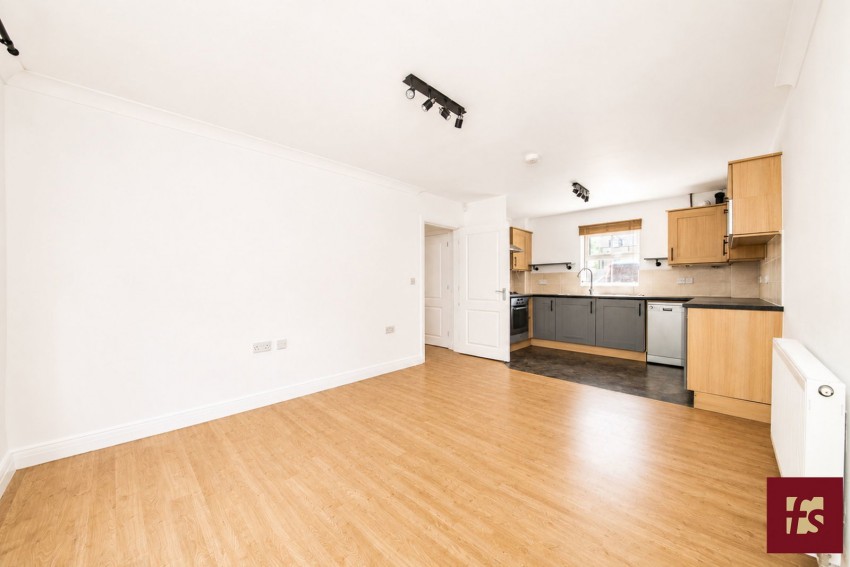 Images for Woodcock Chase, Bracknell, RG12 8AY