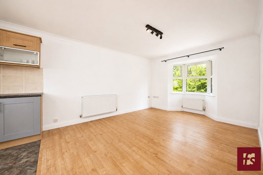 Images for Woodcock Chase, Bracknell, RG12 8AY