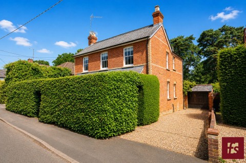 View Full Details for Longdown Road, Sandhurst, Berkshire, GU47 8QG