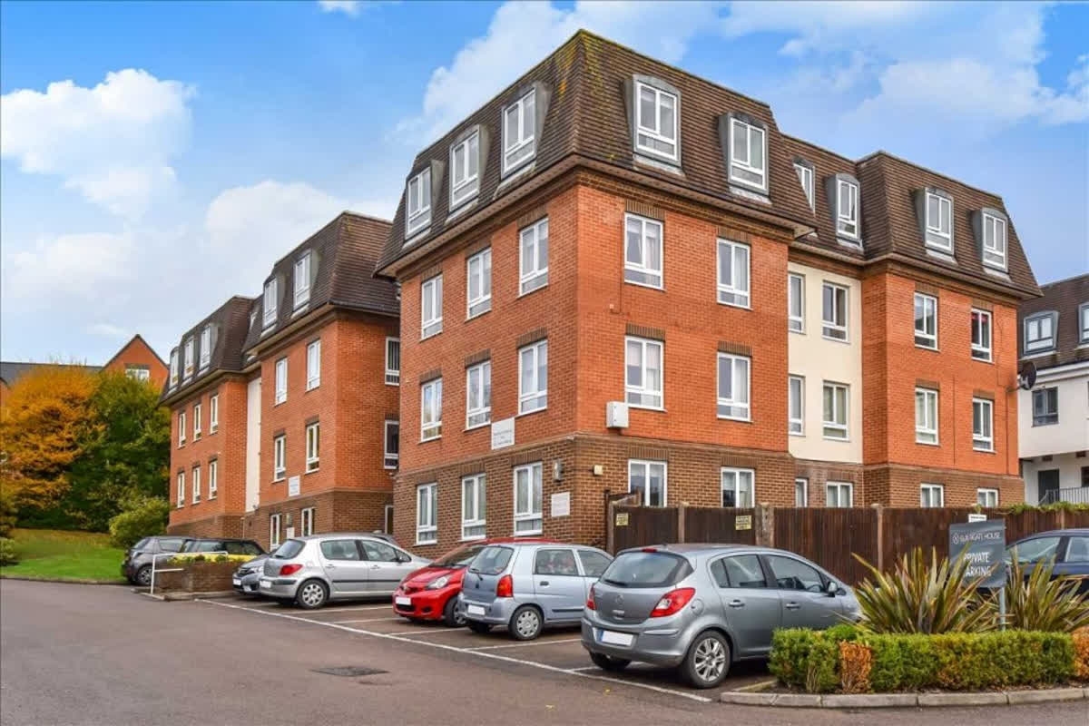 Buyers, Home, Property, Crowthorne Frank Schippers Estate Agents